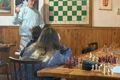 U12-Decs20290927-06