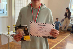 Eredmenyhirdetes12